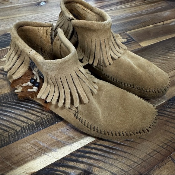Minnetonka Classic Moccasins - Picture 8 of 10